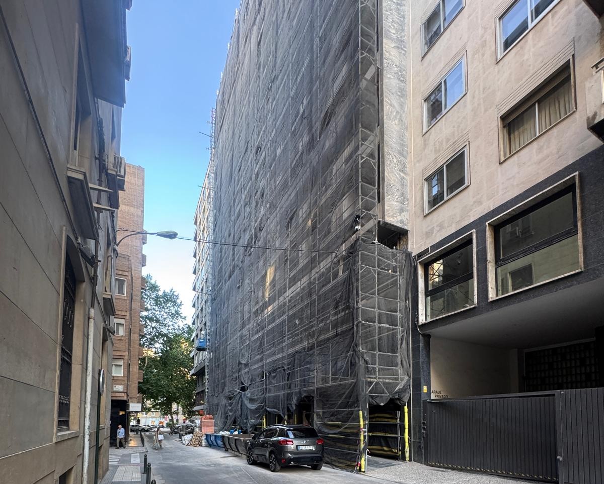 alquilar andamios para construcción